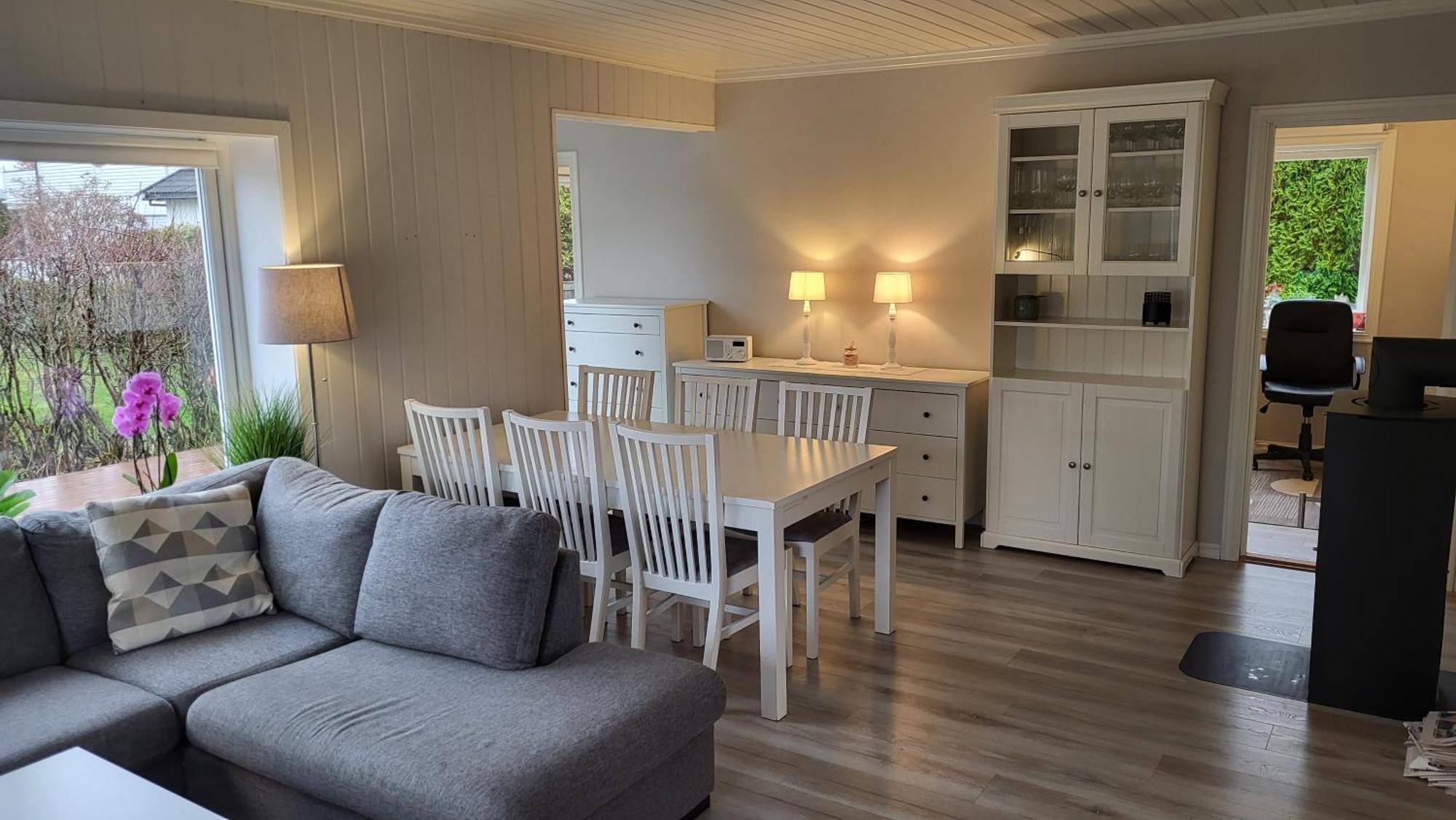 With 3 Bedrooms And 7 Guests Apartment *